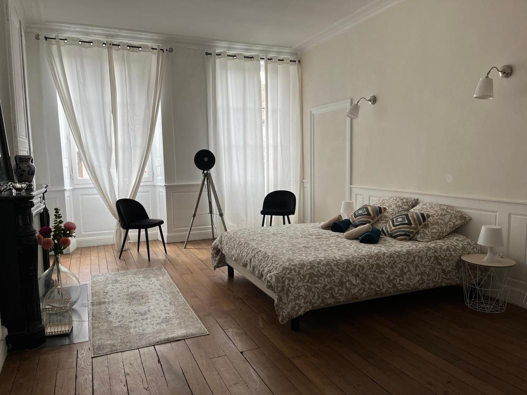 La Villa Louana 2 Appartement 100 M2 Charme De L Ancien En Coeur De Ville Обюсон Екстериор снимка